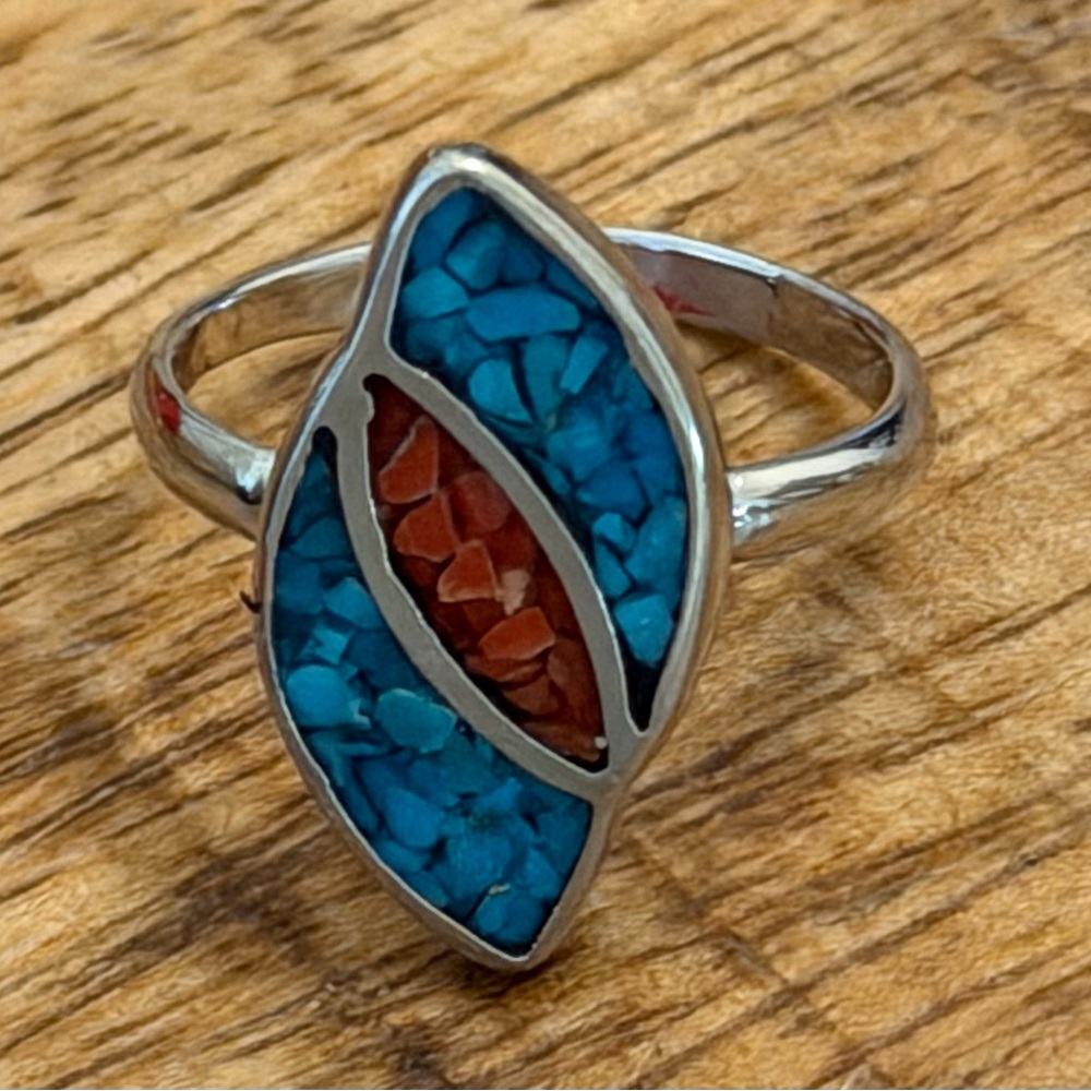 Sterling Silver Turquoise and Red Stone Vintage Ring size 7.5